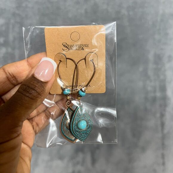 Boho Gypsy Patina Drop Earrings (Turquoise Verdigris) - Picture 2 of 6